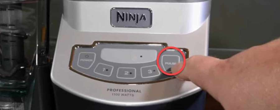 ninja professional blender power button blinking