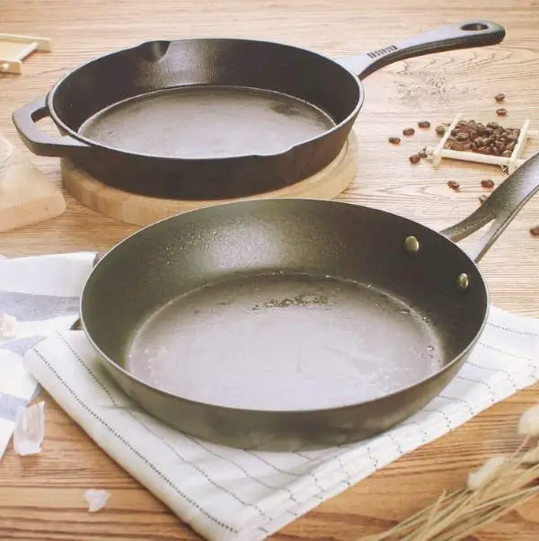 cast iron vs stainless steel cookware
