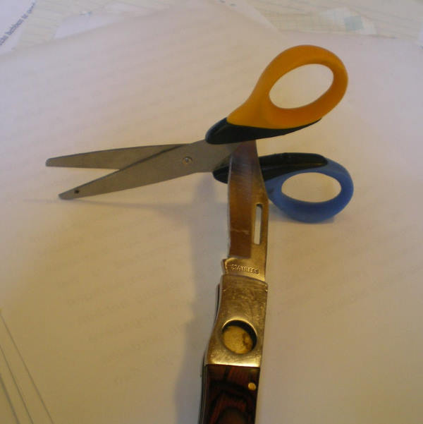 sharpening knife with scissors