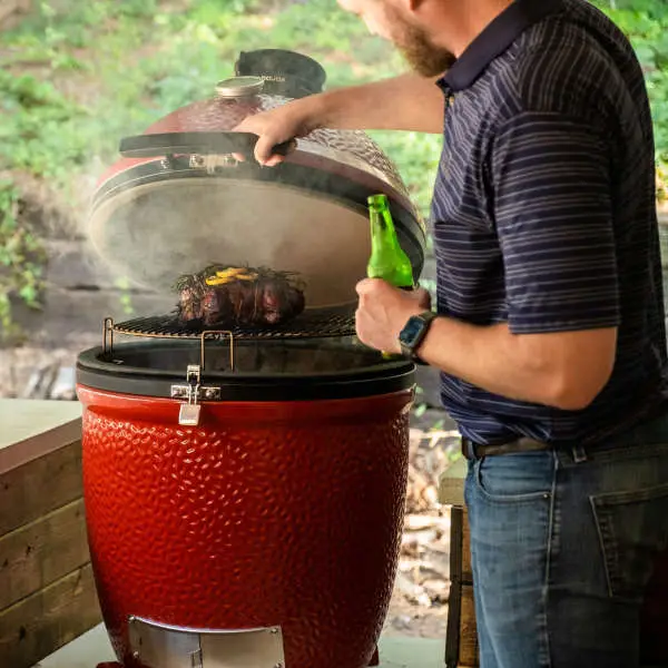 smoking on kamado grill